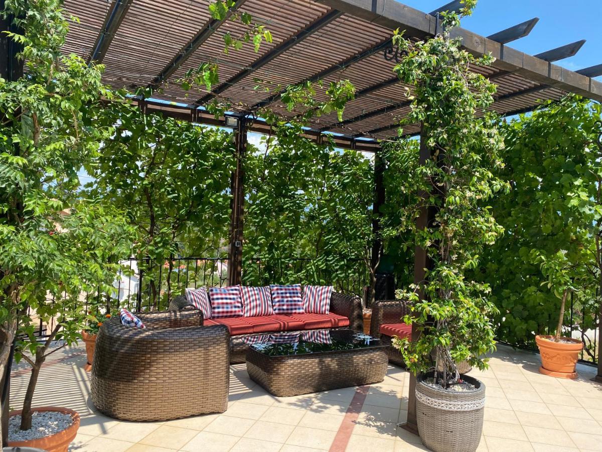 Apartments Villa Viktoria Tivat Luaran gambar