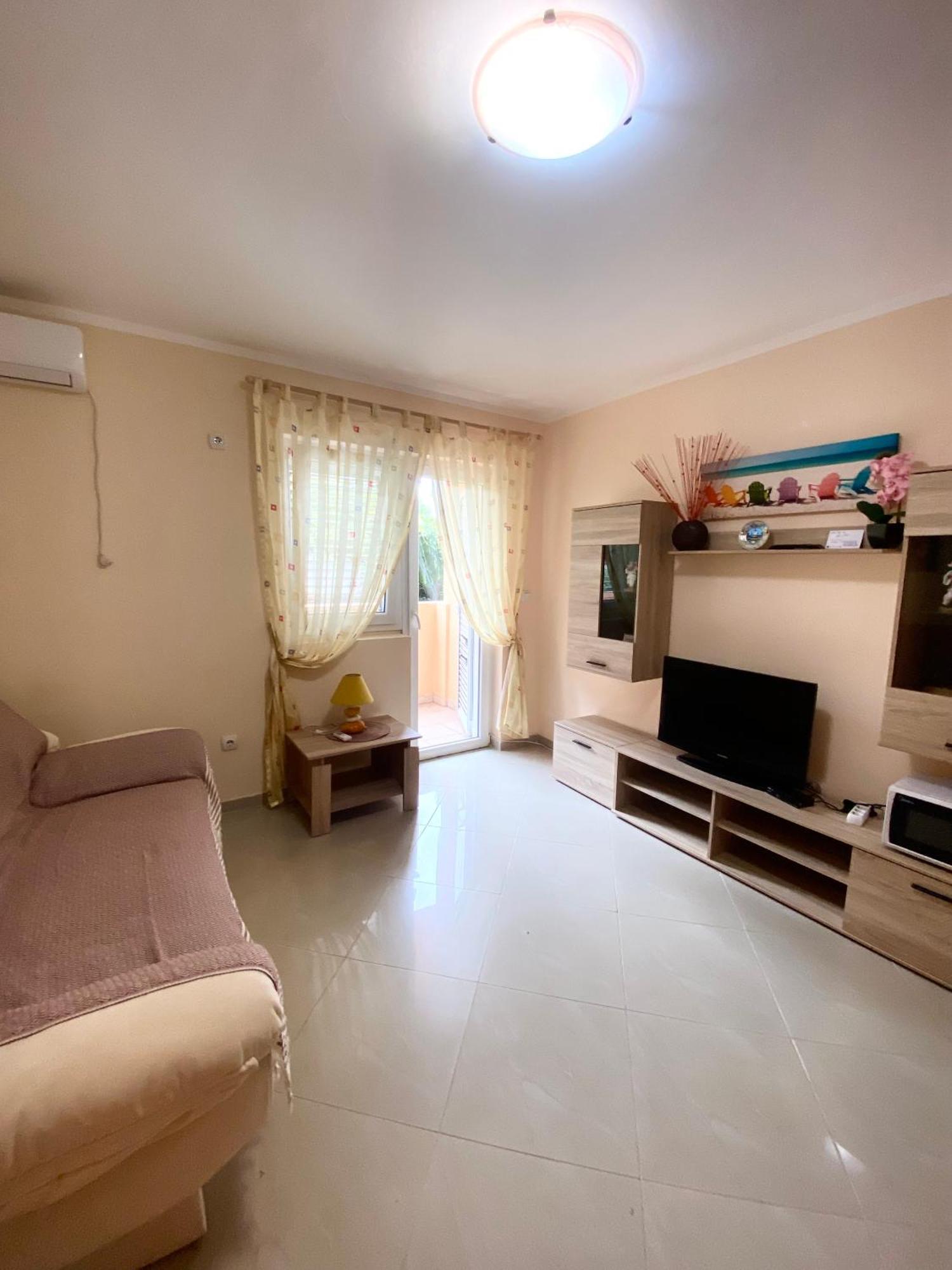 Apartments Villa Viktoria Tivat Luaran gambar
