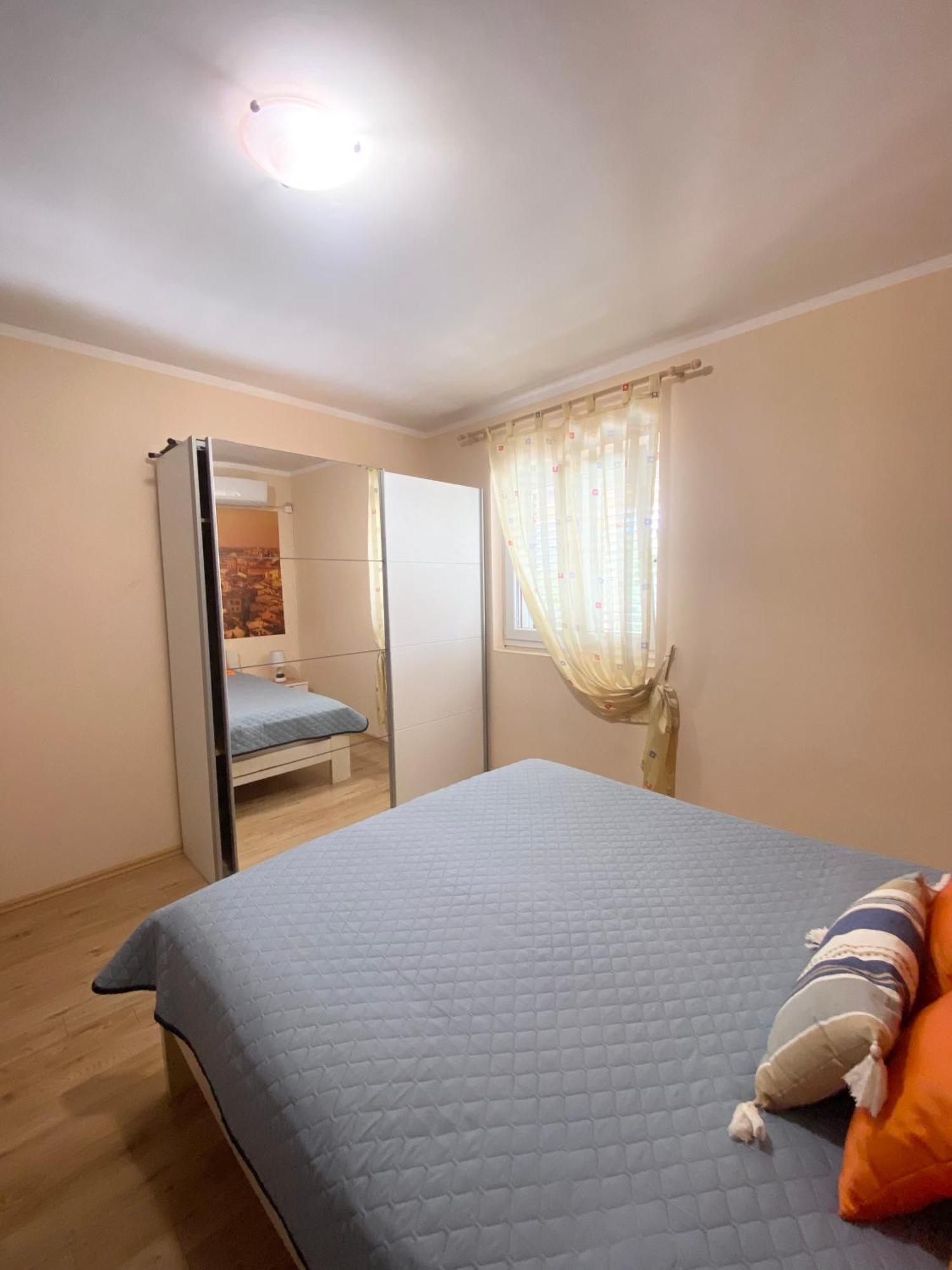 Apartments Villa Viktoria Tivat Luaran gambar
