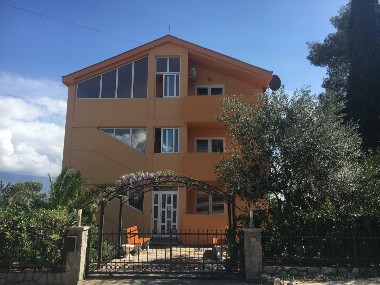 Apartments Villa Viktoria Tivat Luaran gambar